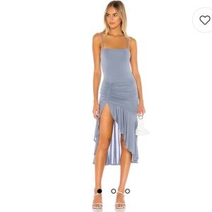 Aniyah midi dress in hydrangea blue